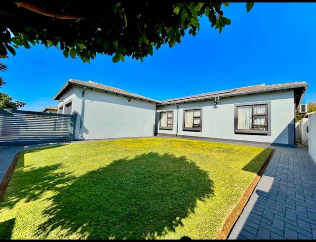 3 BEDROOM HOUSE FOR SALE IN MAGALIESBERG COUNTRY ESTATE